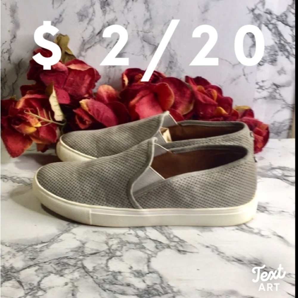 Steve Madden Gray Slip On Zarry Sneakers